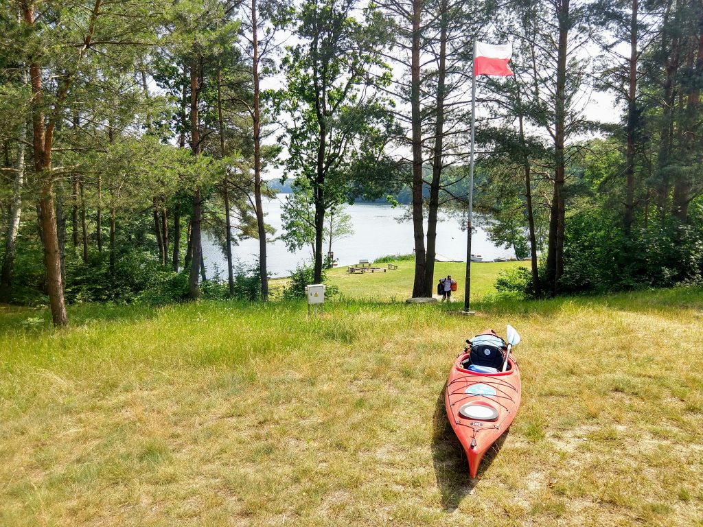 unsere Kanus auf dem Fluss Brda in Polen