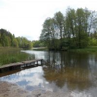 Blick auf den malerischen Fluss Drawa